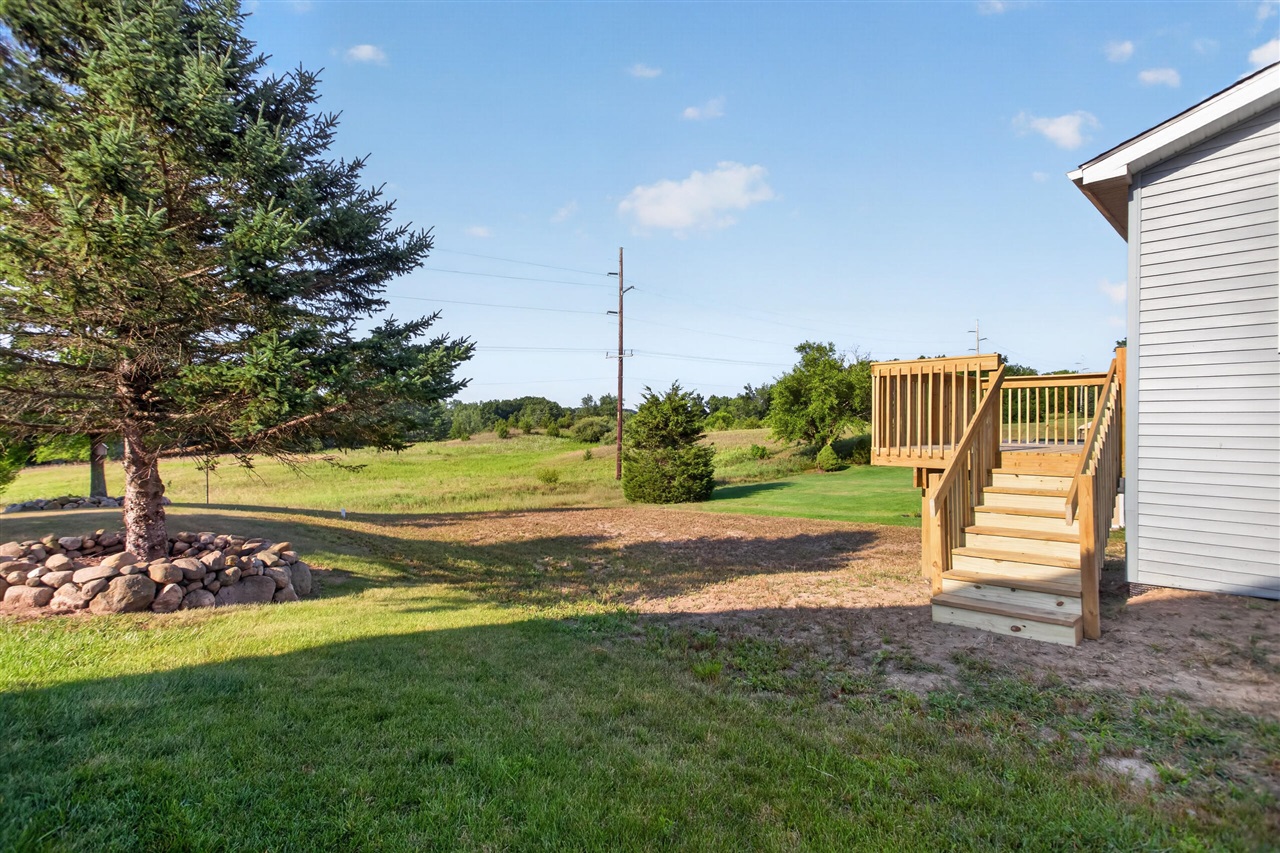 14869 Hilltop Drive Property Photo 30