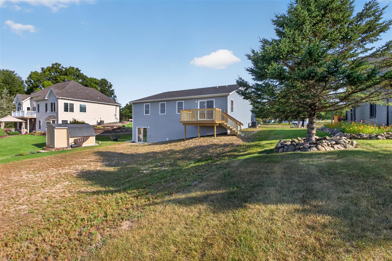 14869 Hilltop Drive Property Photo 40