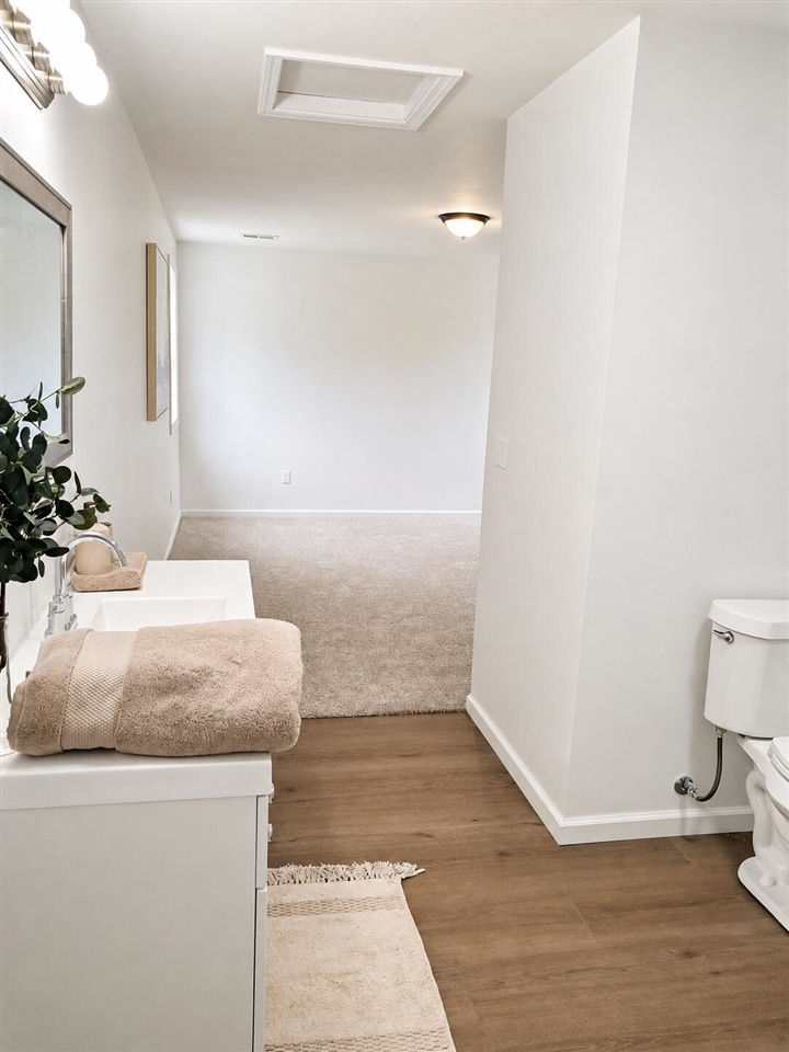412 4th Avenue Property Photo 12