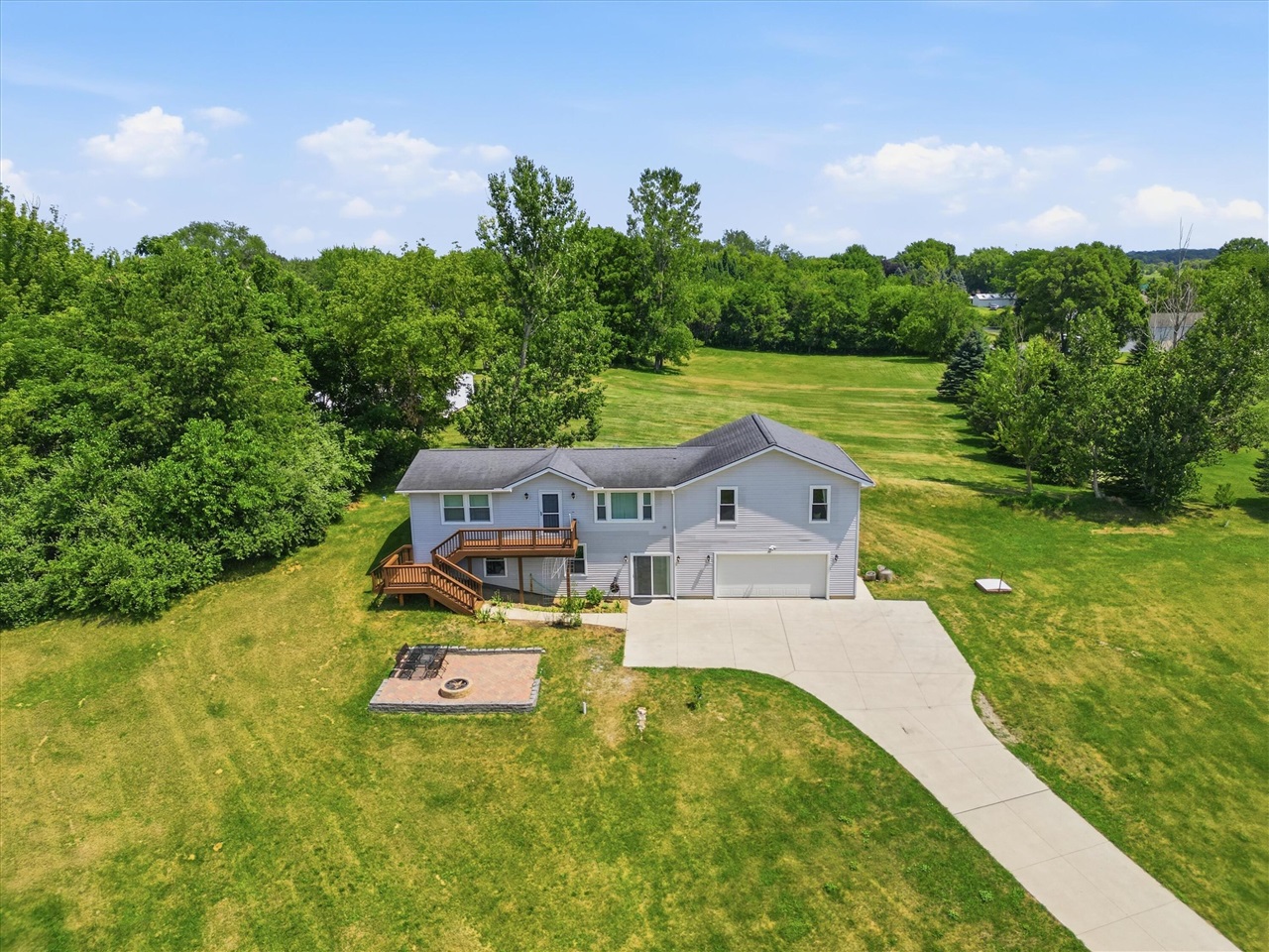 13396 Miracle Drive Property Photo 1