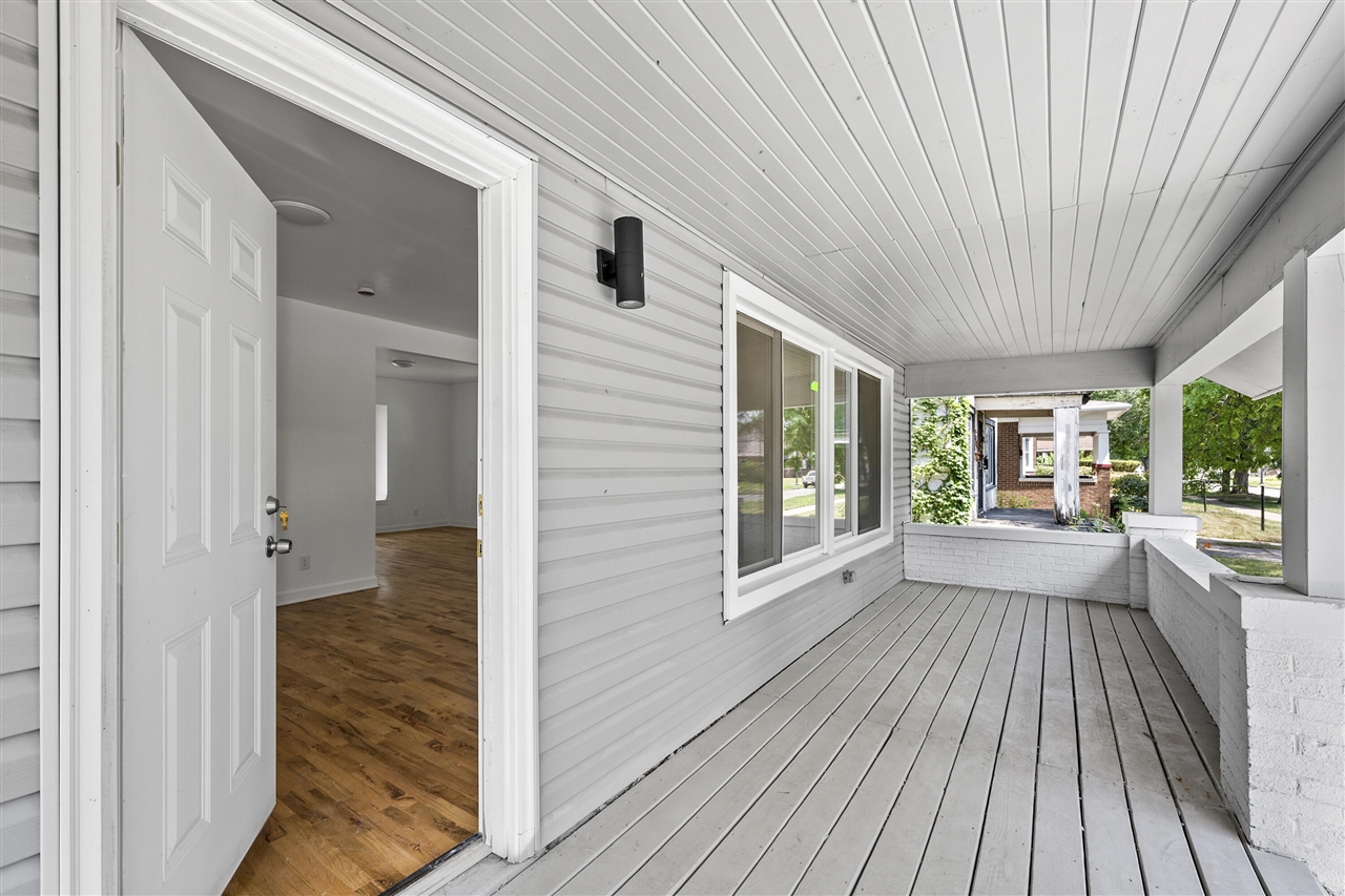 80 Louise Street Property Photo 4