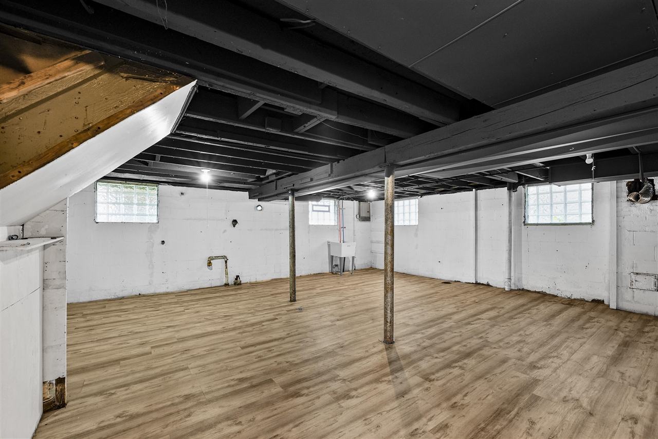 80 Louise Street Property Photo 28