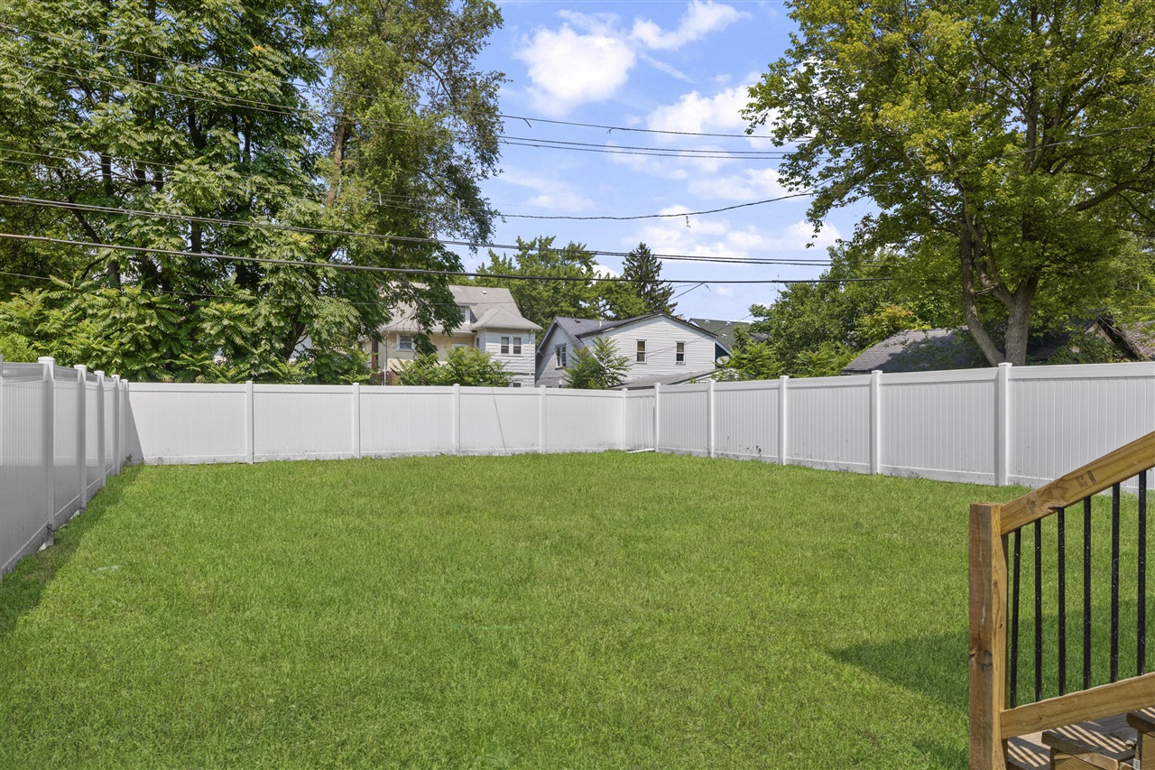 80 Louise Street Property Photo 29