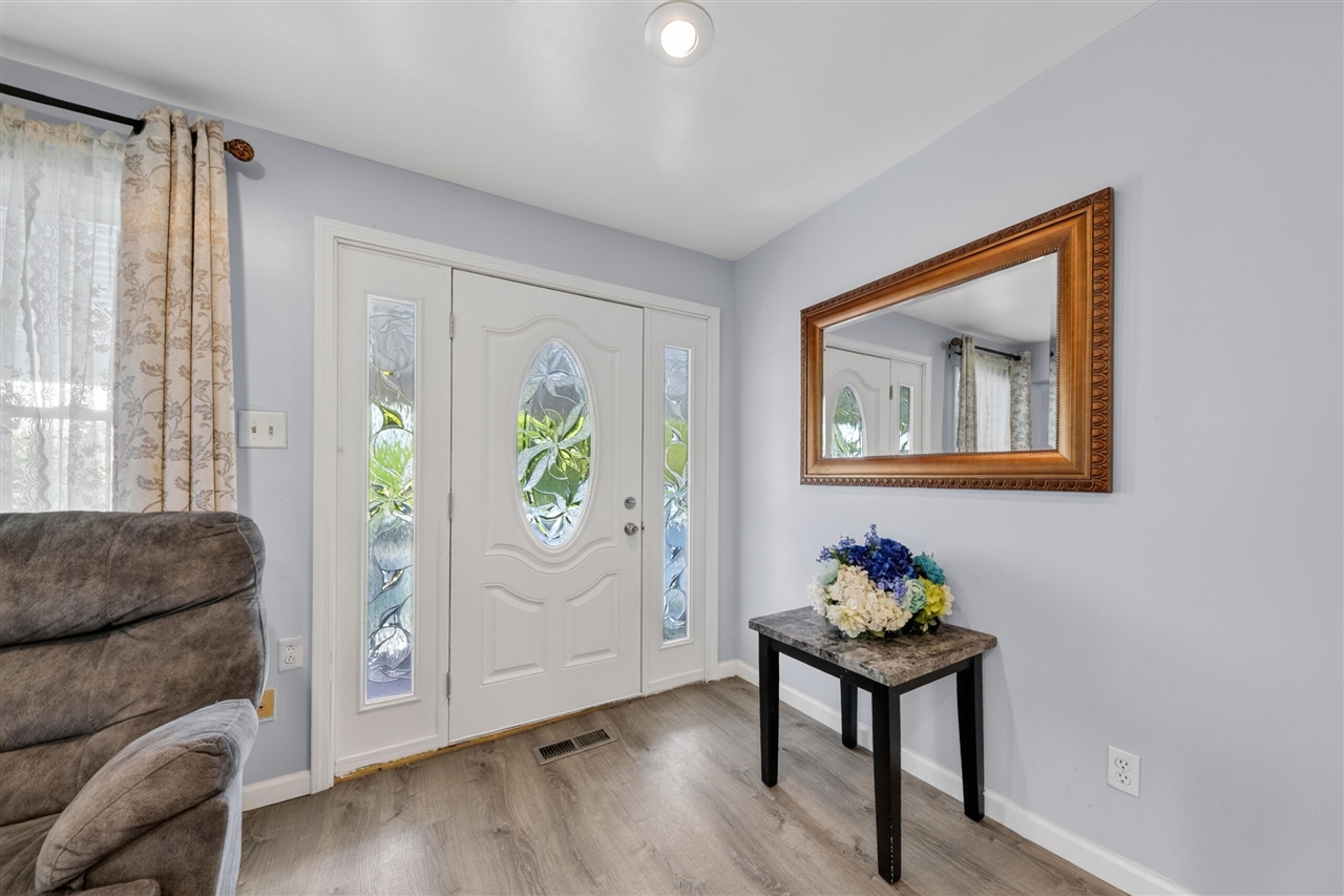 8410 W Newburg Road Property Photo 14