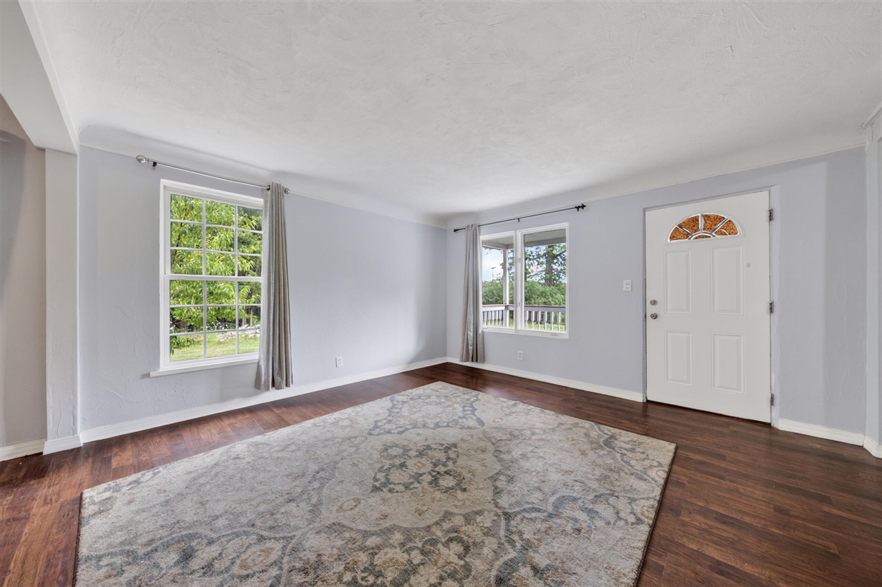 8410 W Newburg Road Property Photo 32