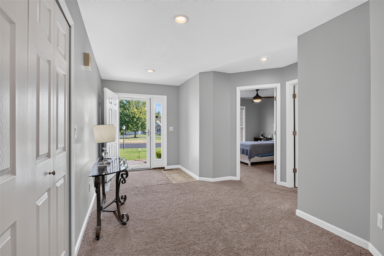 3723 Terrace Hills Lane Property Photo 5