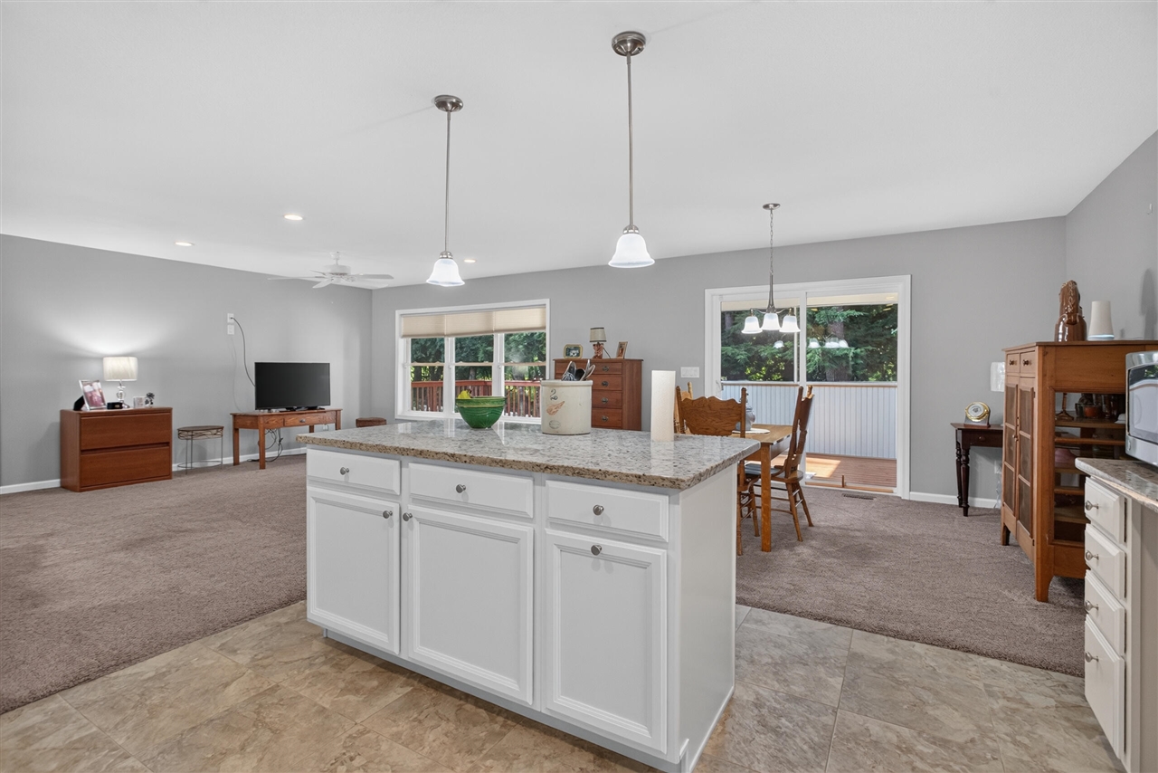 3723 Terrace Hills Lane Property Photo 15