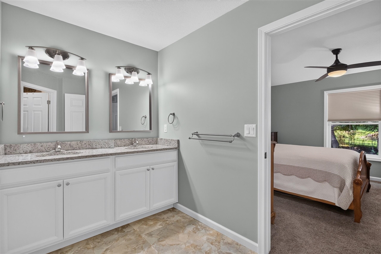 3723 Terrace Hills Lane Property Photo 18