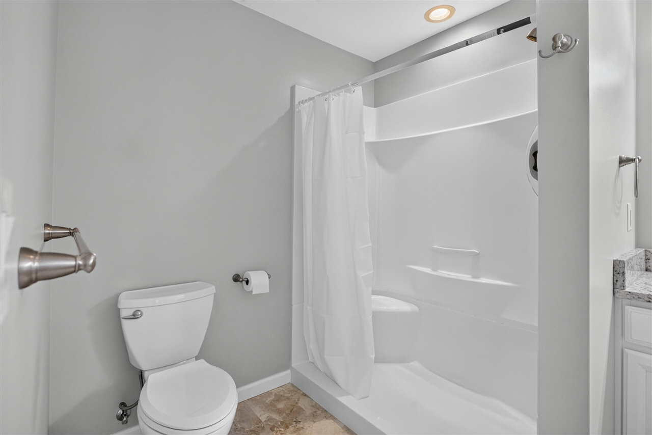 3723 Terrace Hills Lane Property Photo 20