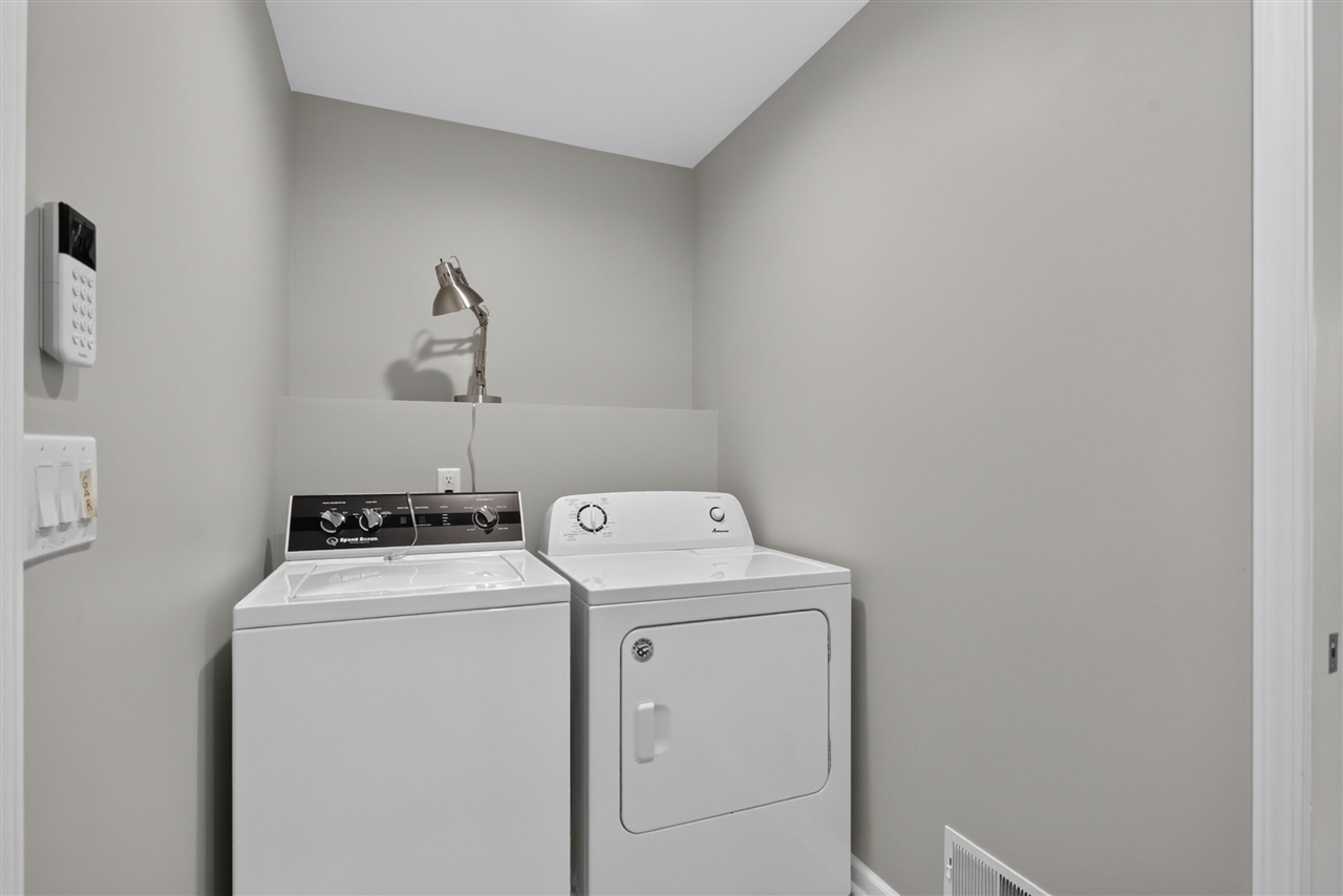 3723 Terrace Hills Lane Property Photo 25