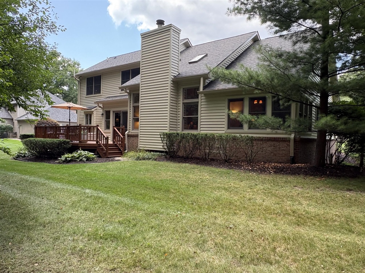 7708 Hunters Pointe Property Photo 8