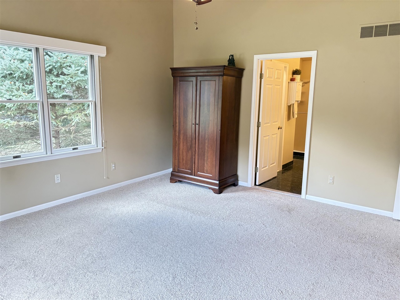 7708 Hunters Pointe Property Photo 31
