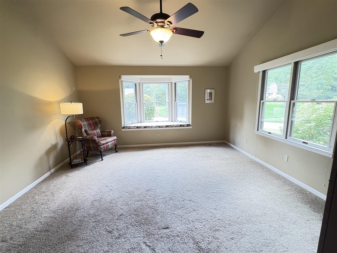 7708 Hunters Pointe Property Photo 32