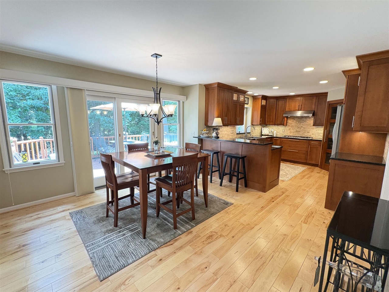 7708 Hunters Pointe Property Photo 46