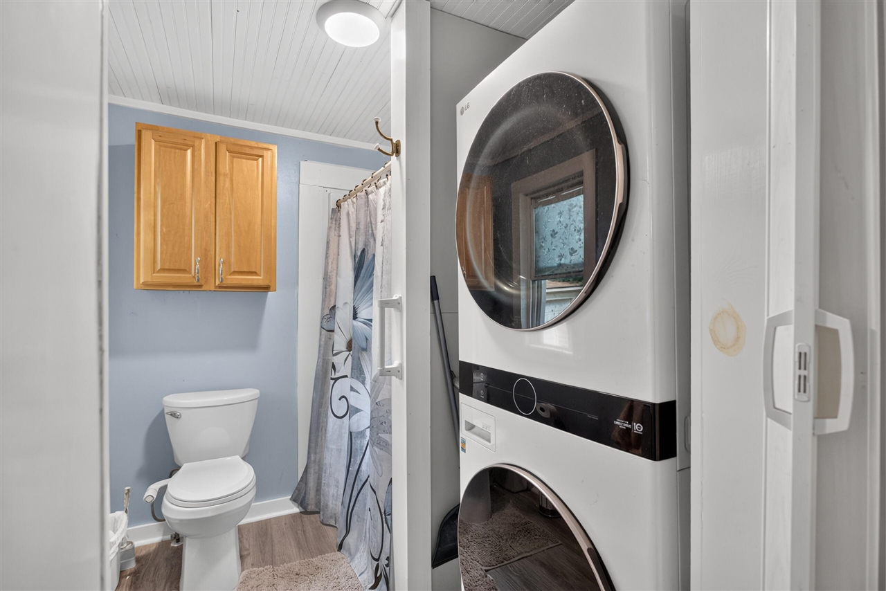 302 Cass Avenue Property Photo 23