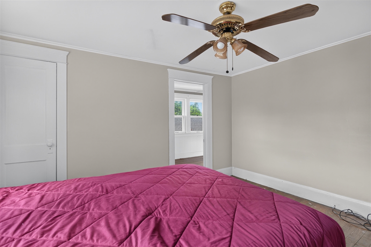 302 Cass Avenue Property Photo 27