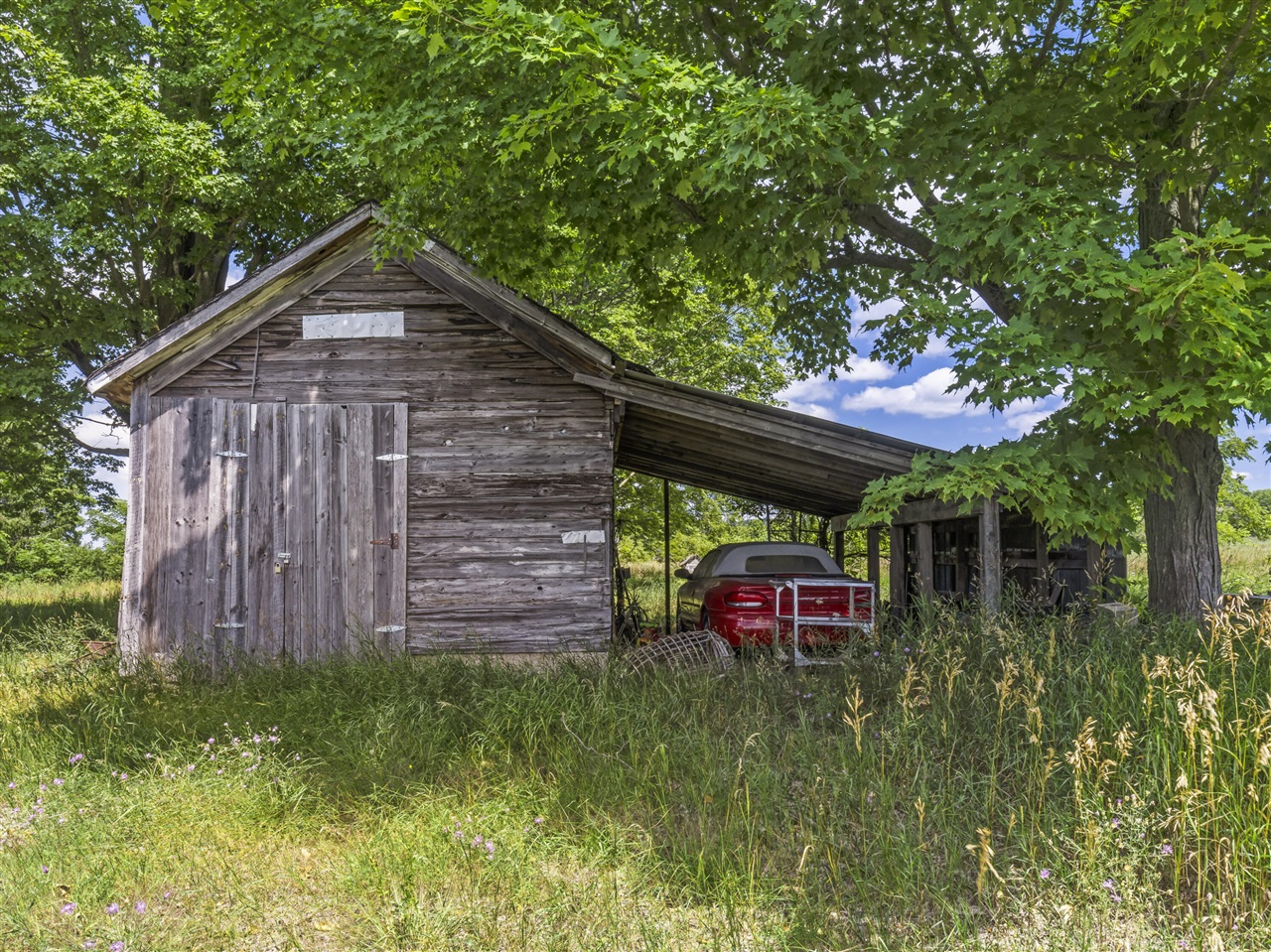 16743 Marilla Road Property Photo 8