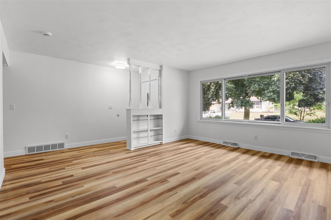 3815 Walton Drive Property Photo 6
