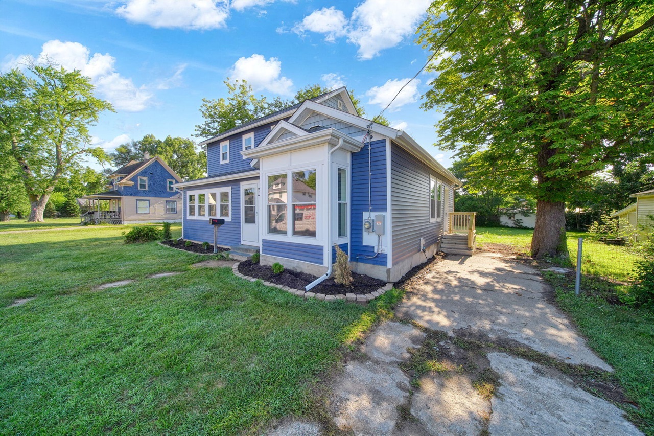 1025 Hamilton Street Property Photo 2