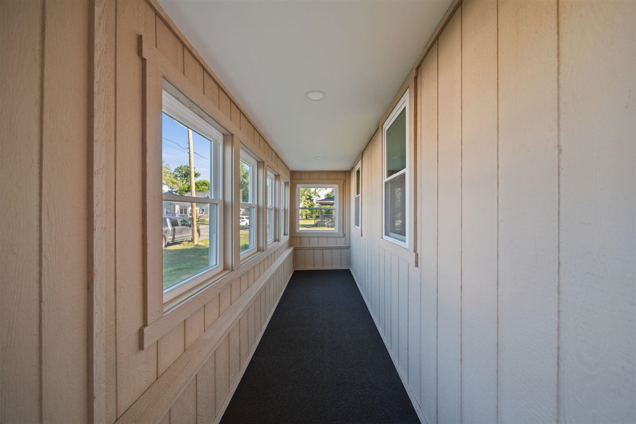 1025 Hamilton Street Property Photo 4