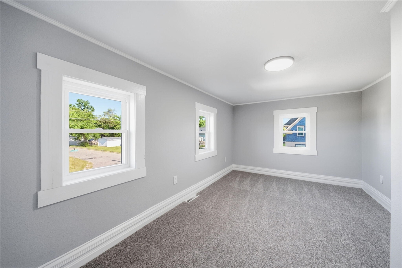 1025 Hamilton Street Property Photo 32