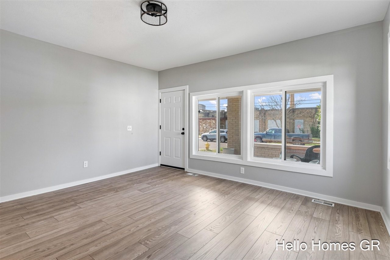 39 Fair Street Property Photo 6