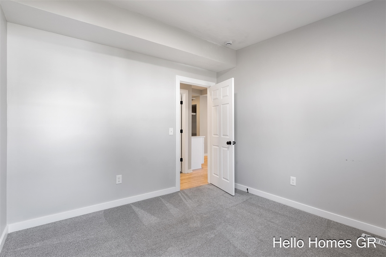 39 Fair Street Property Photo 16