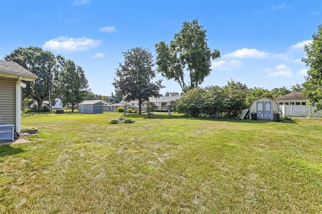 28783 Sarabyn Street Property Photo 17