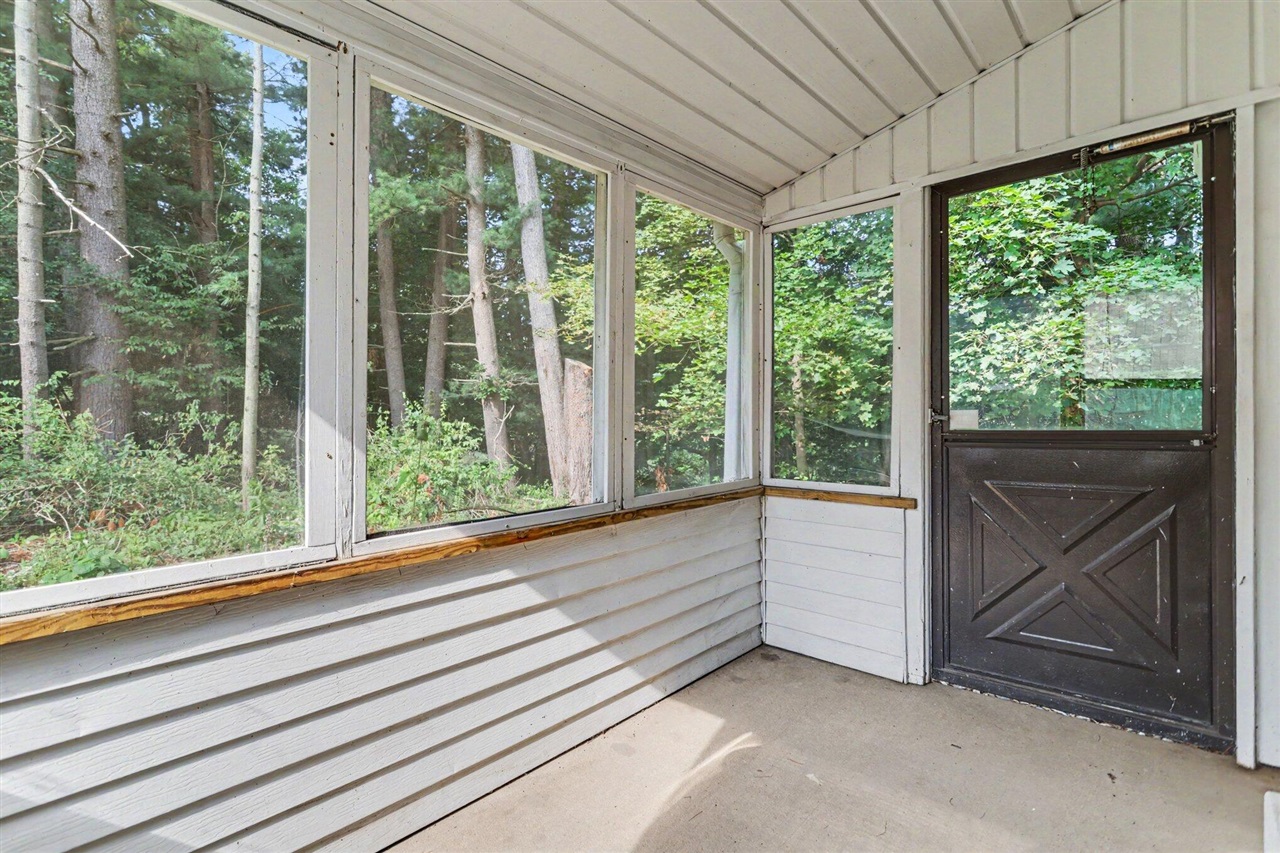 723 Charlemagne Boulevard Property Photo 16
