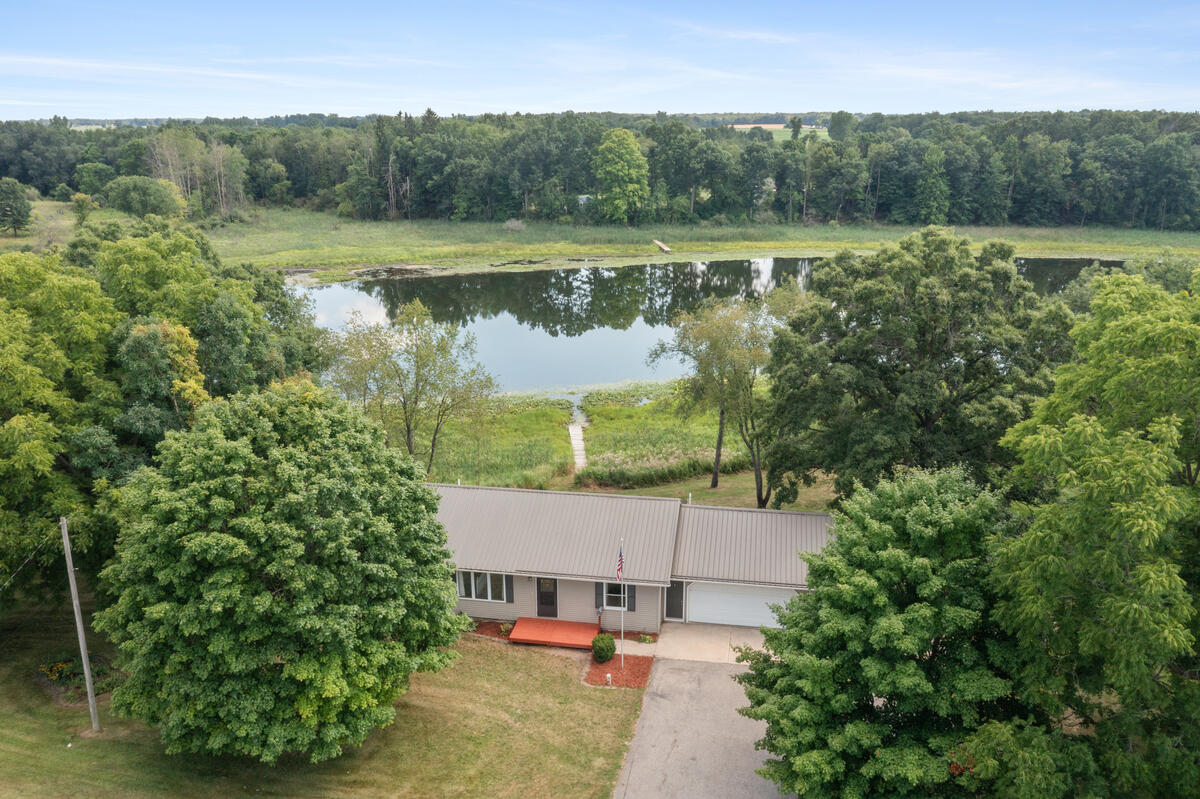 5265 Belding Road Property Photo 2