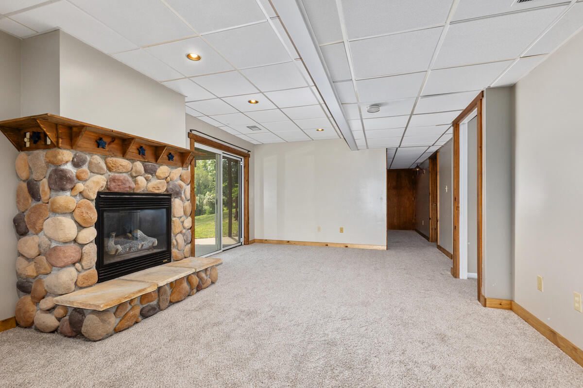 5265 Belding Road Property Photo 19