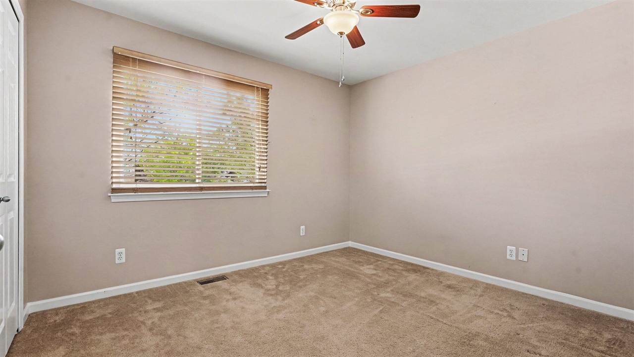637 Bristol Drive Property Photo 11