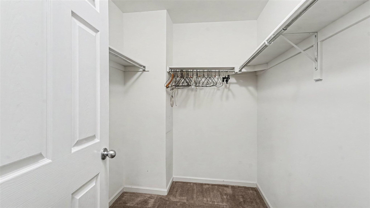 637 Bristol Drive Property Photo 13