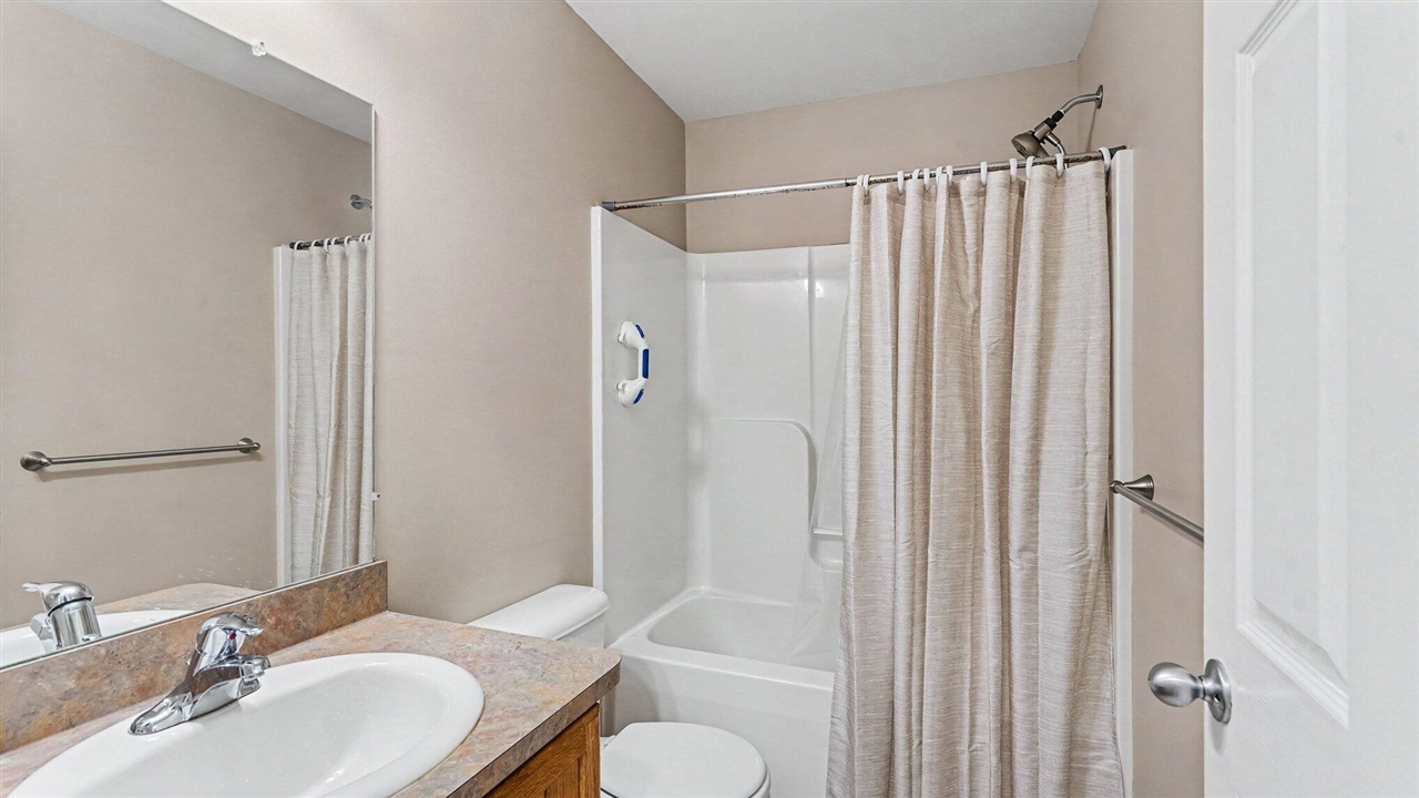 637 Bristol Drive Property Photo 15