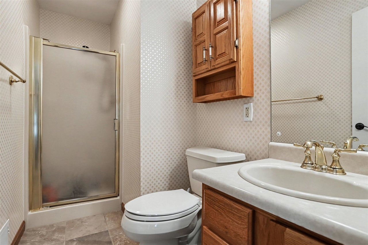 111 W Hamilton Lane Property Photo 16