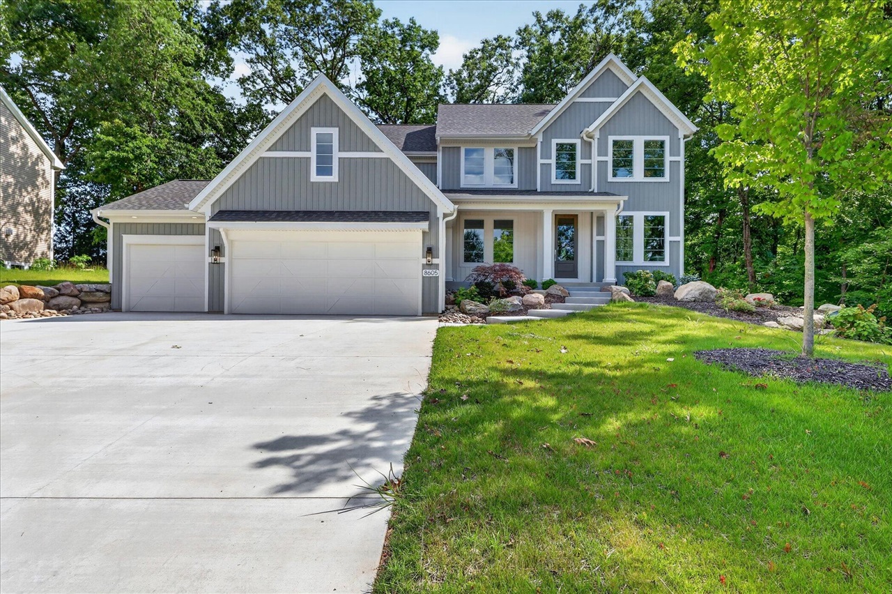 8605 Brighten Trail Property Photo 3