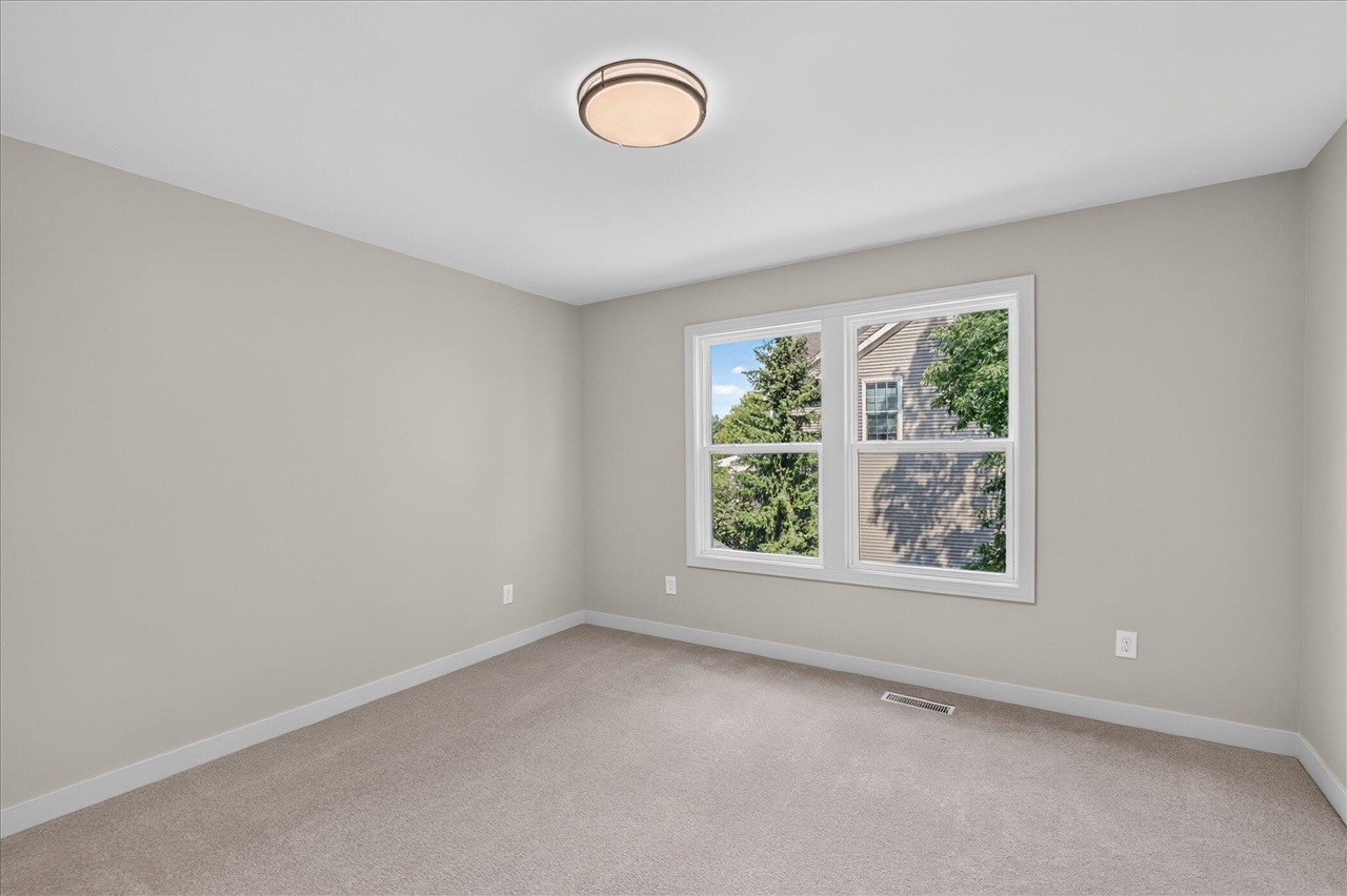 8605 Brighten Trail Property Photo 29