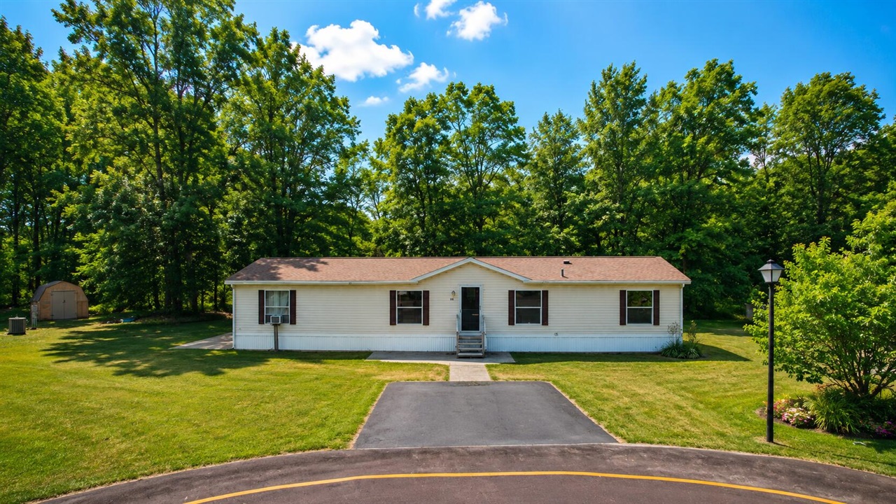513 E Rainbow Road Property Photo 1