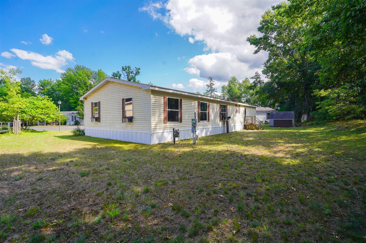 513 E Rainbow Road Property Photo 3
