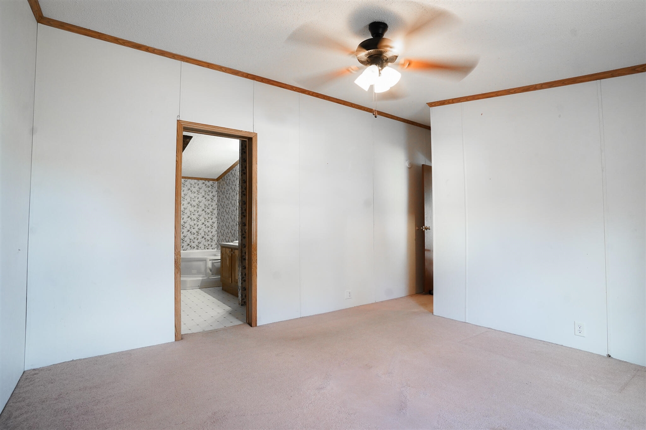 513 E Rainbow Road Property Photo 15