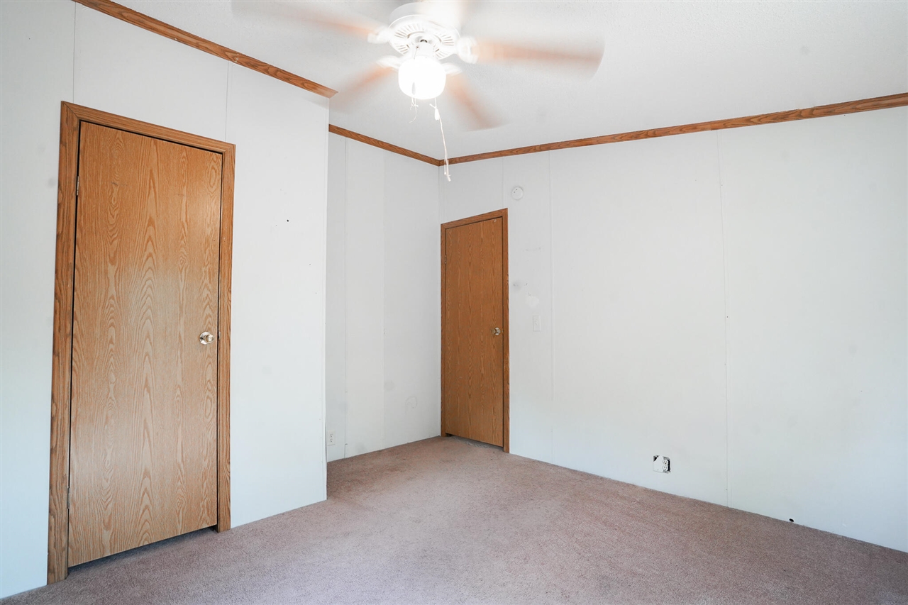 513 E Rainbow Road Property Photo 24