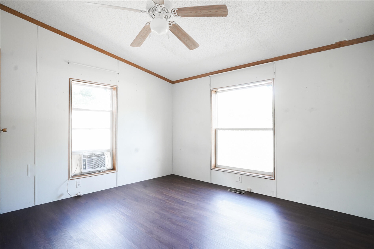513 E Rainbow Road Property Photo 25