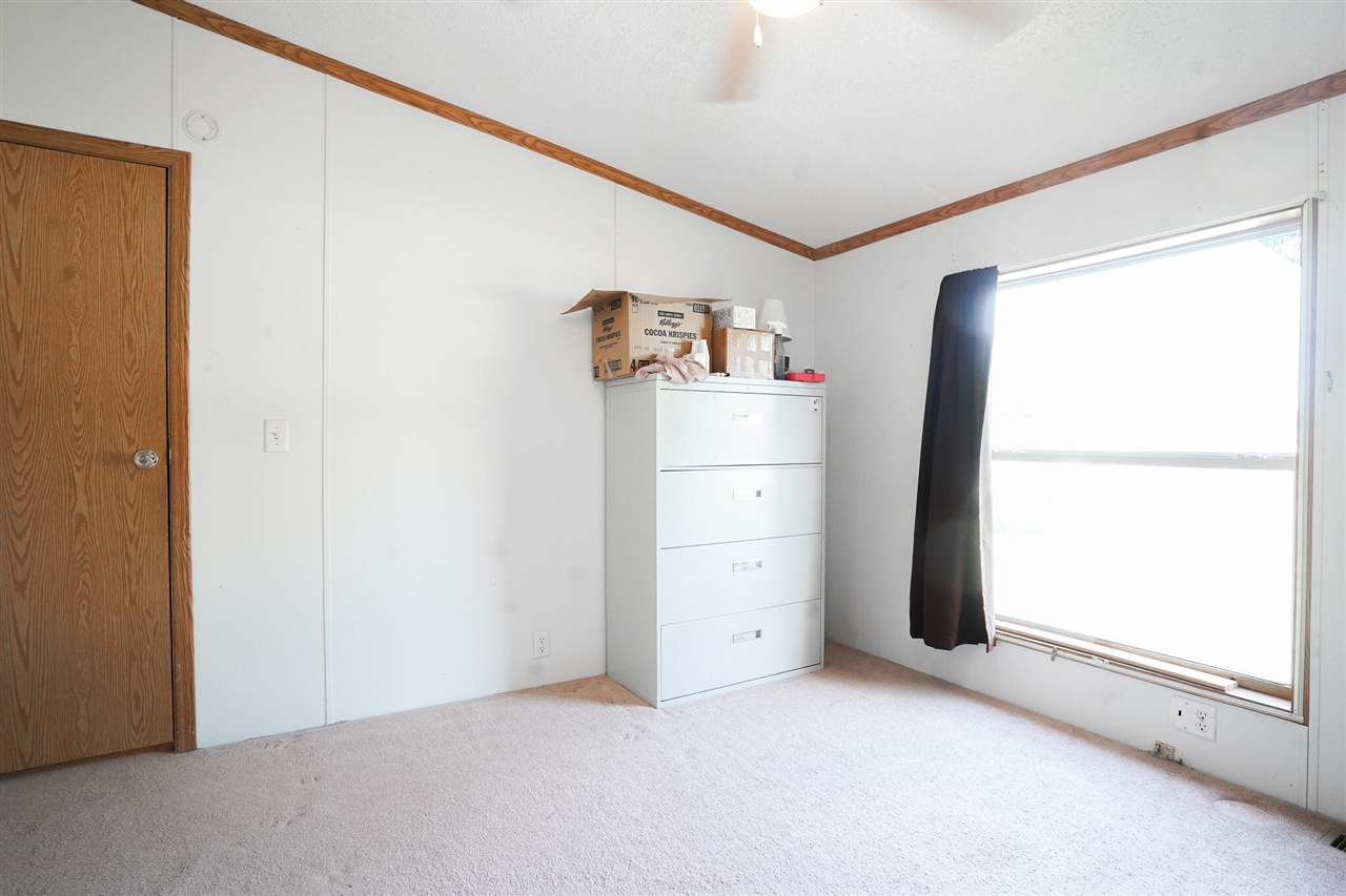 513 E Rainbow Road Property Photo 30