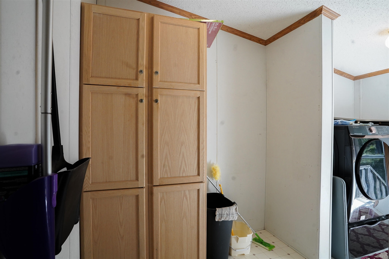 513 E Rainbow Road Property Photo 35