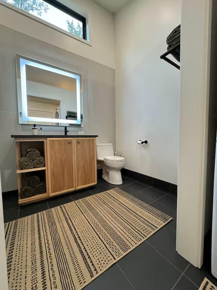 9239 E 8 Mile Road Property Photo 21