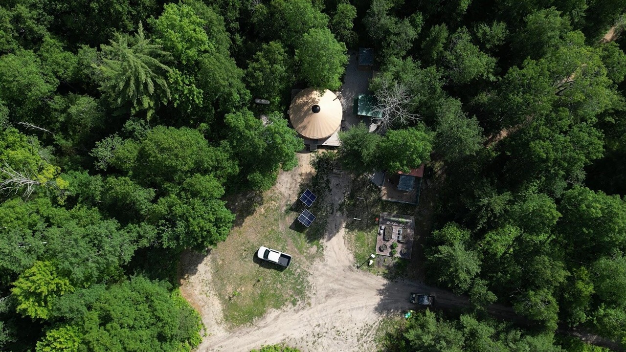 9239 E 8 Mile Road Property Photo 25