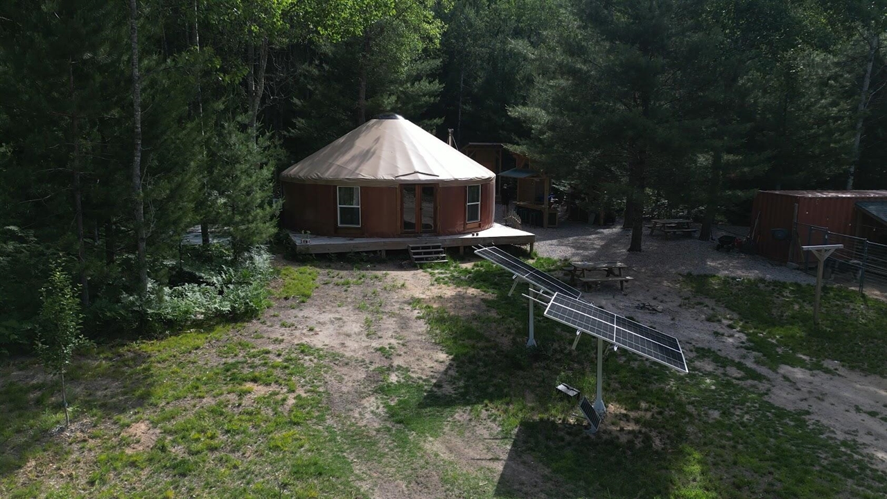 9239 E 8 Mile Road Property Photo 26