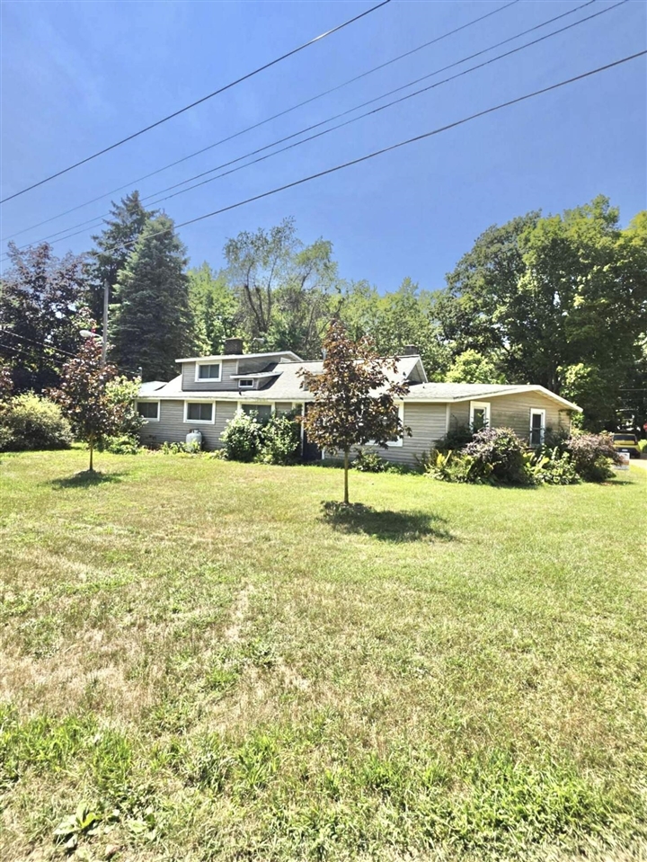 5974 Superior Street Property Photo 1