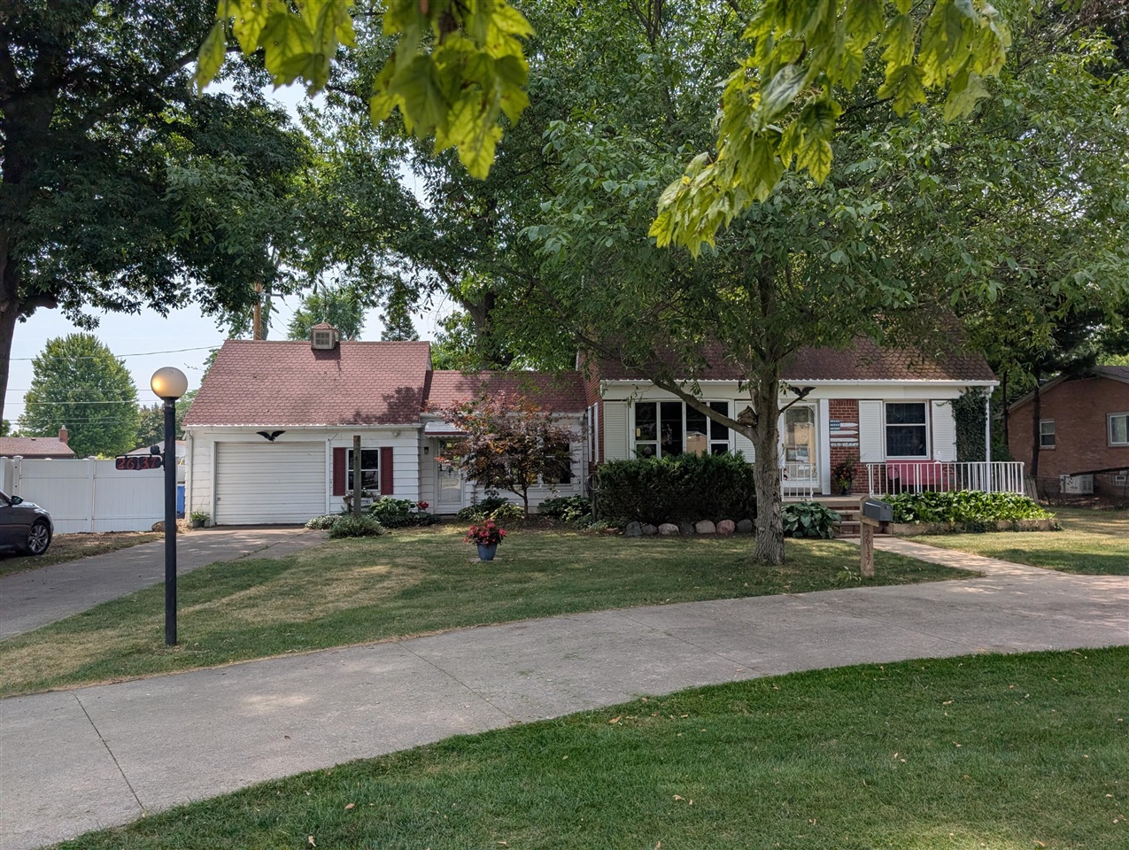 26137 Joy Road Property Photo 1