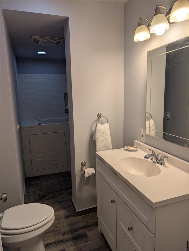 26137 Joy Road Property Photo 14